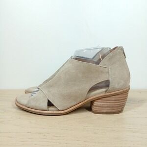 Söfft Booties Women's 9 Tan Suede Peep Toe Block Heel Cutout Zip Back Casual